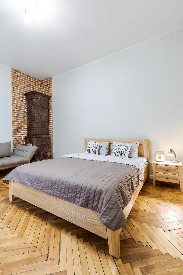 Inshiapartments On Teodora Square Lviv Appartement