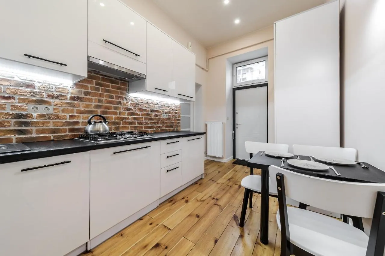 Inshiapartments On Teodora Square Lviv Ukraine